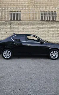 دستیار خرید و فروش خودرو هستم در کرج