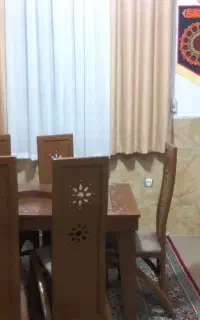 فقط میز ناهارخوری ( بدون صندلی)