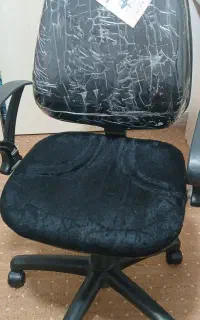 یک عدد صندلی چرخدار