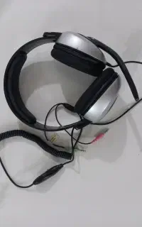 هدست جنیوس