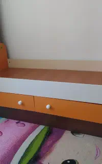تخت نوجوان کشودار با کمد