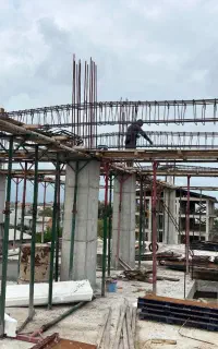 متقاضی نیروی آرماتوربند
