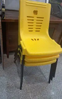 میز و صندلی پلاستیکی