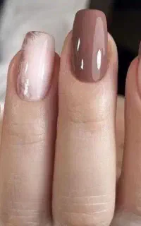 خدمات کاشت ناخن