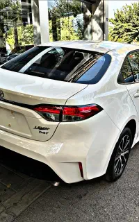 تویوتا TOYOTA لوین 1800Cc هیبرید صفر خشک تحویل روز