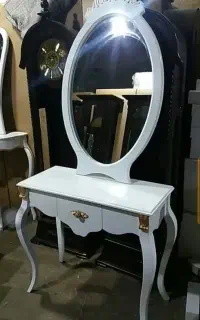 آینه کنسول