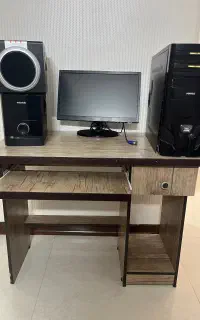 میز کامپیوتر و تحریر