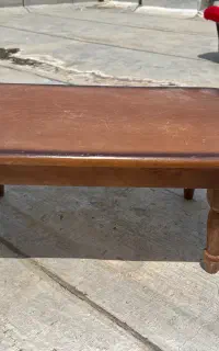 میز کوچک چوبی