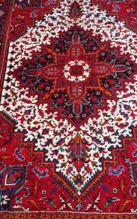 استخدام بافنده فرش هریس در کارگاه و منزل
