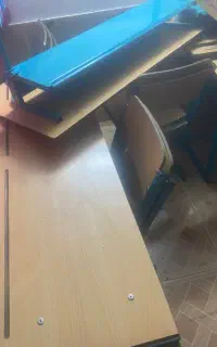 نیمکت دو نفره دانش‌آموزی