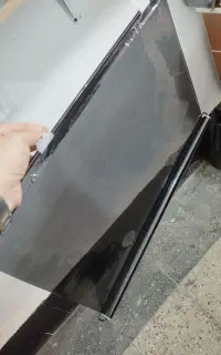 پرده دودی شیشه جلو ماشین