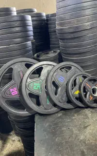 دمبل و صفحه هالتر ورزشی