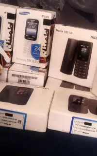 گوشی ساده گارانتی دار.عمده و تکی