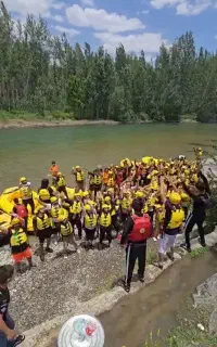 اجرای رفتینگ همه‌روزه در زاینده‌رود PLAYRAFTING