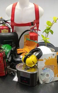 دوره آموزشی hse (( آموزشگاه فنی و حرفه ای آسمان))