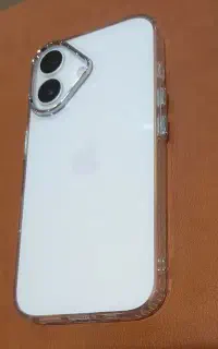 ایفون ۱۷ نرمال سفید
