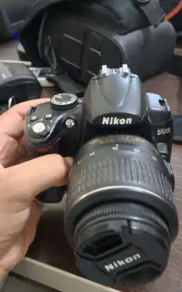 دوربین عکاسی Nikon 5000d سالم و تمیز