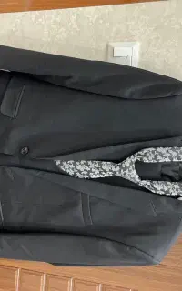 فروشی کت و شلوار