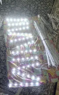 چراغ خطی لنزدار