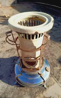 چراغ نفتی قدیمی
