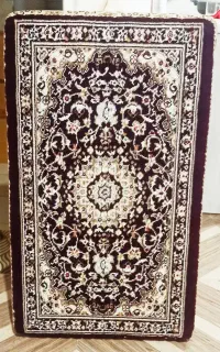 سه عدد پشتی در حد‌نو