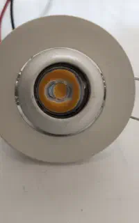 چراغ چشمی   با نور بالا