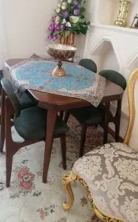 میز نهار به همراه 4عدد صندلی نو هستن