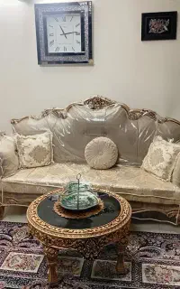 مبلمان سلطنتی و میزناهارخوری