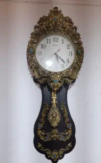 ساعت دیواری
