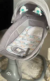 گهواره برقی و صندلی غذا و تاب برقی