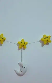 ریسه ستاره و ماه نمدی