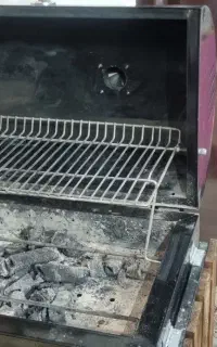 باربیکیو خیلی تمیز ۵بار استفاده نشده
