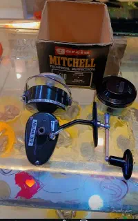 چرخ کلکسیونی میشل ۸۱۰