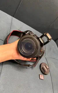 فروش دوربین Canon 700D در حد نو