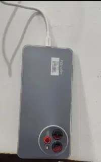گوشی Axiom 1