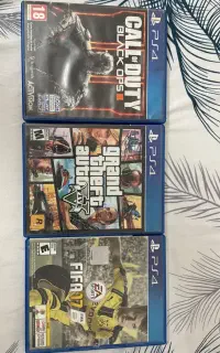 سه عدد بازی PS4 کاملا سالم و بدون خط و خش اورجینال