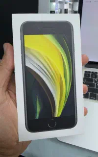 آیفون SE 2020