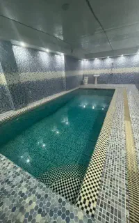 باغ استخر سرپوشیده آبگرم