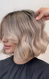 خدمات تخصصی رنگ و احیا مو در قلعه‌گنج