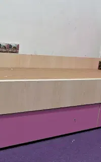تخت و کمد صورتی دخترانه نوجوان