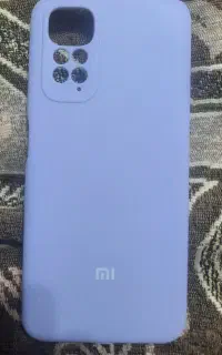 جلو (شیائومی نوت ۱۱) و (هواوی)