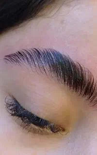 لیفت ابرو و مژه و اکستنشن مژه