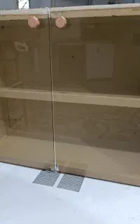 کابیت شیشه ای