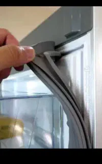تعویض نوار درب یخچال صنعتی وخانگی