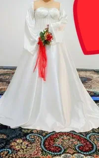 لباس عقد و عروسی