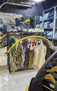 استخدام فروشنده خانم