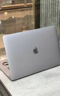 macbook 2018-i9