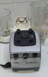 مبل.ل هم زن.فر