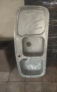 هود و سینک ظرفشویی سالم درحد