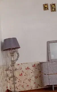 اباژورایستاده